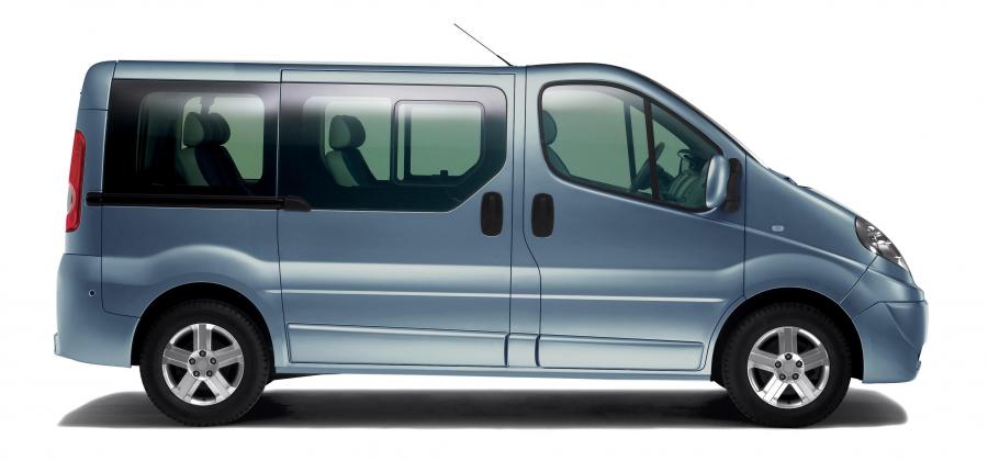  Renault Trafic Passenger Car 2006 года  (фото 7 из 23)